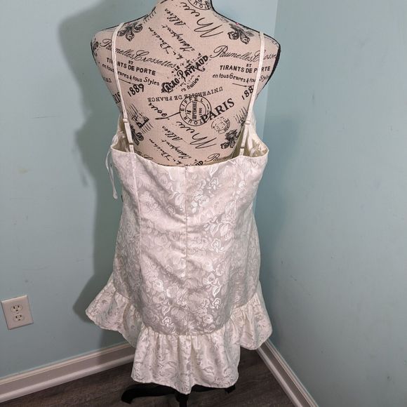 NWT LULUS Dress Lulu's Small White Soiree Bound Jacquard Ruffle Mini romantic - Picture 2 of 4